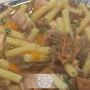 Sopa de Feijão com Massa