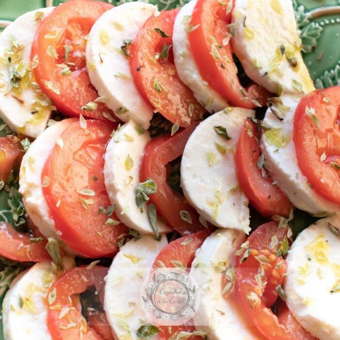 Salada de Tomate e Queijo Fresco de Cabra