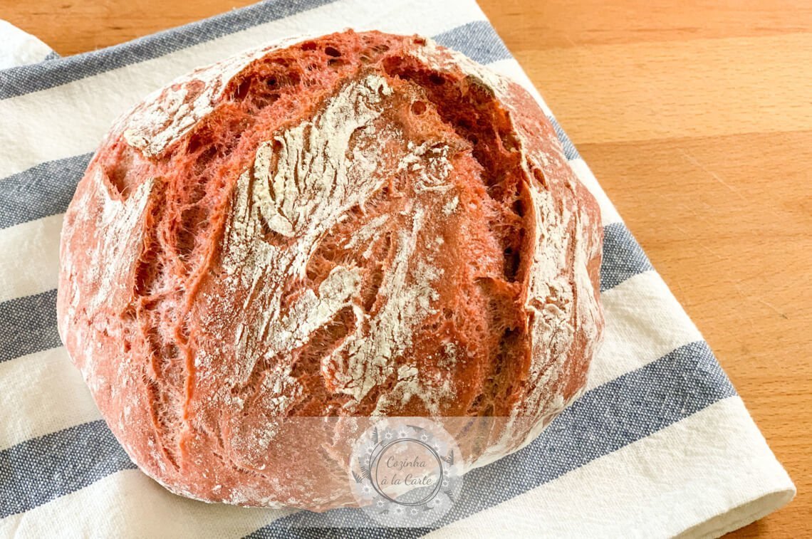 Pão de Beterraba sem Amassar