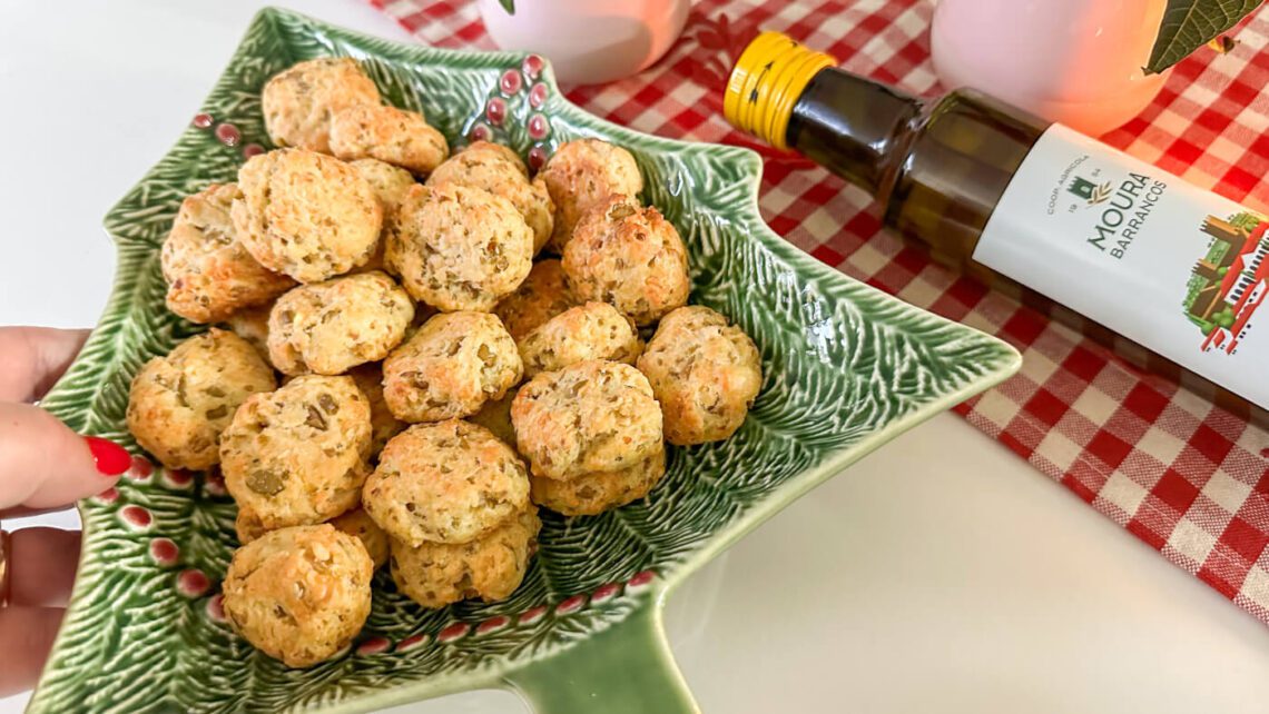 Bolinhas Azeitona e Queijo